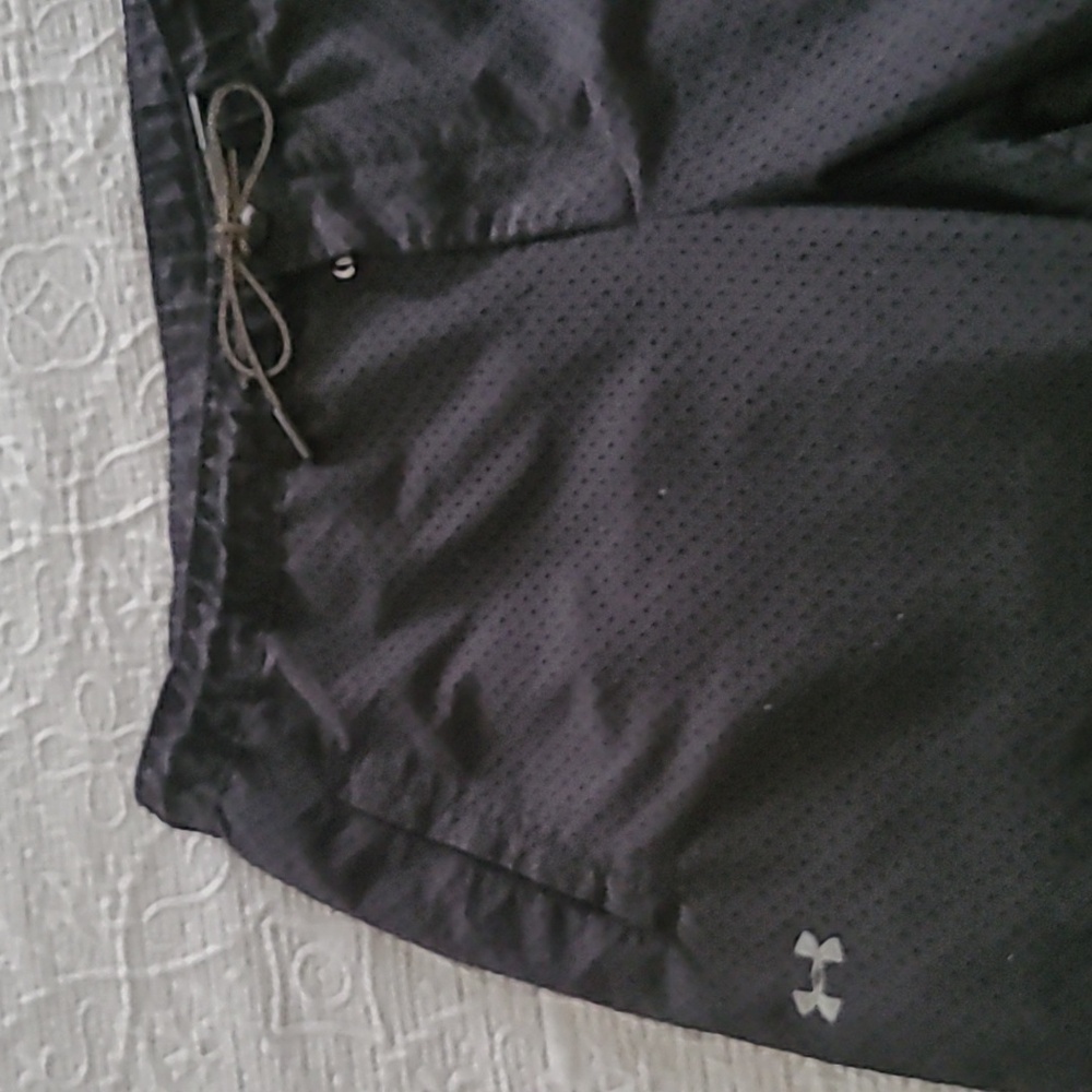 UA Black Athletic Pants for women.Mesh light weight material.Size med. - Picture 4 of 8